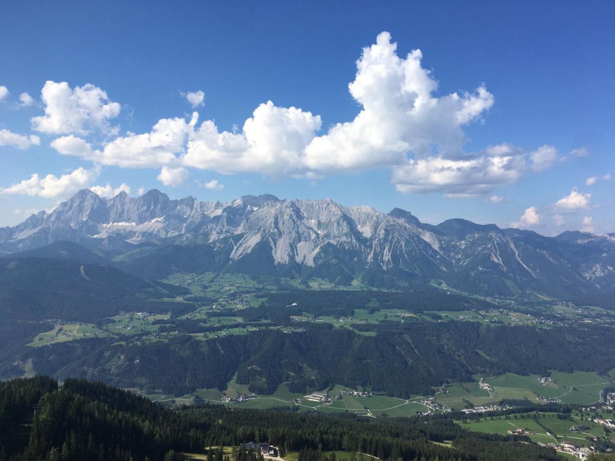 Gaestehaus Huber Fruehstueckspension Schladming Exterior foto